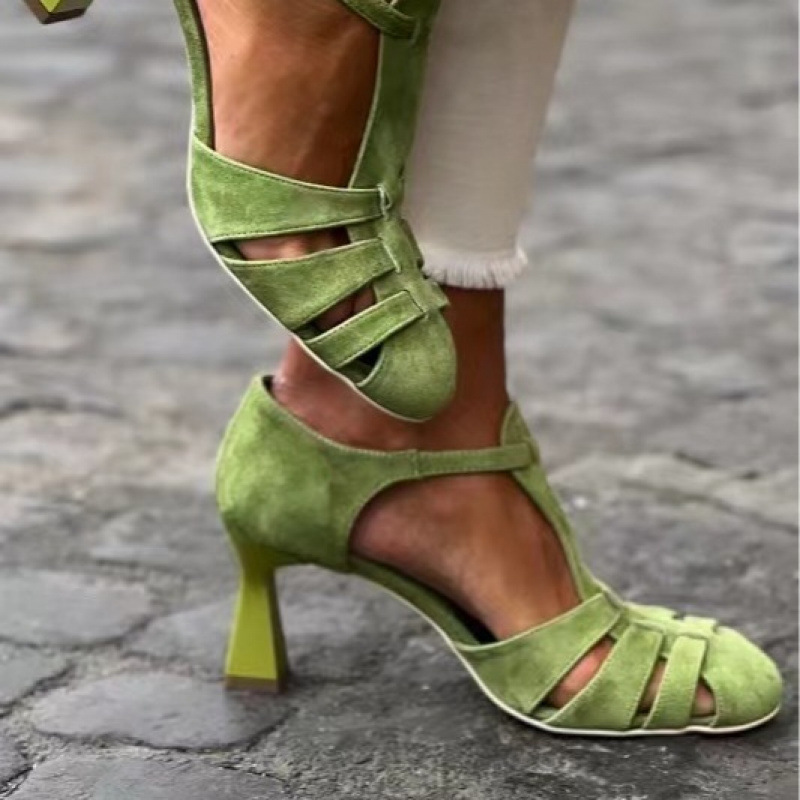 Women Formal Wear For Office - Kadın Yeşil Süet Kitten Topuklu T-Askılı