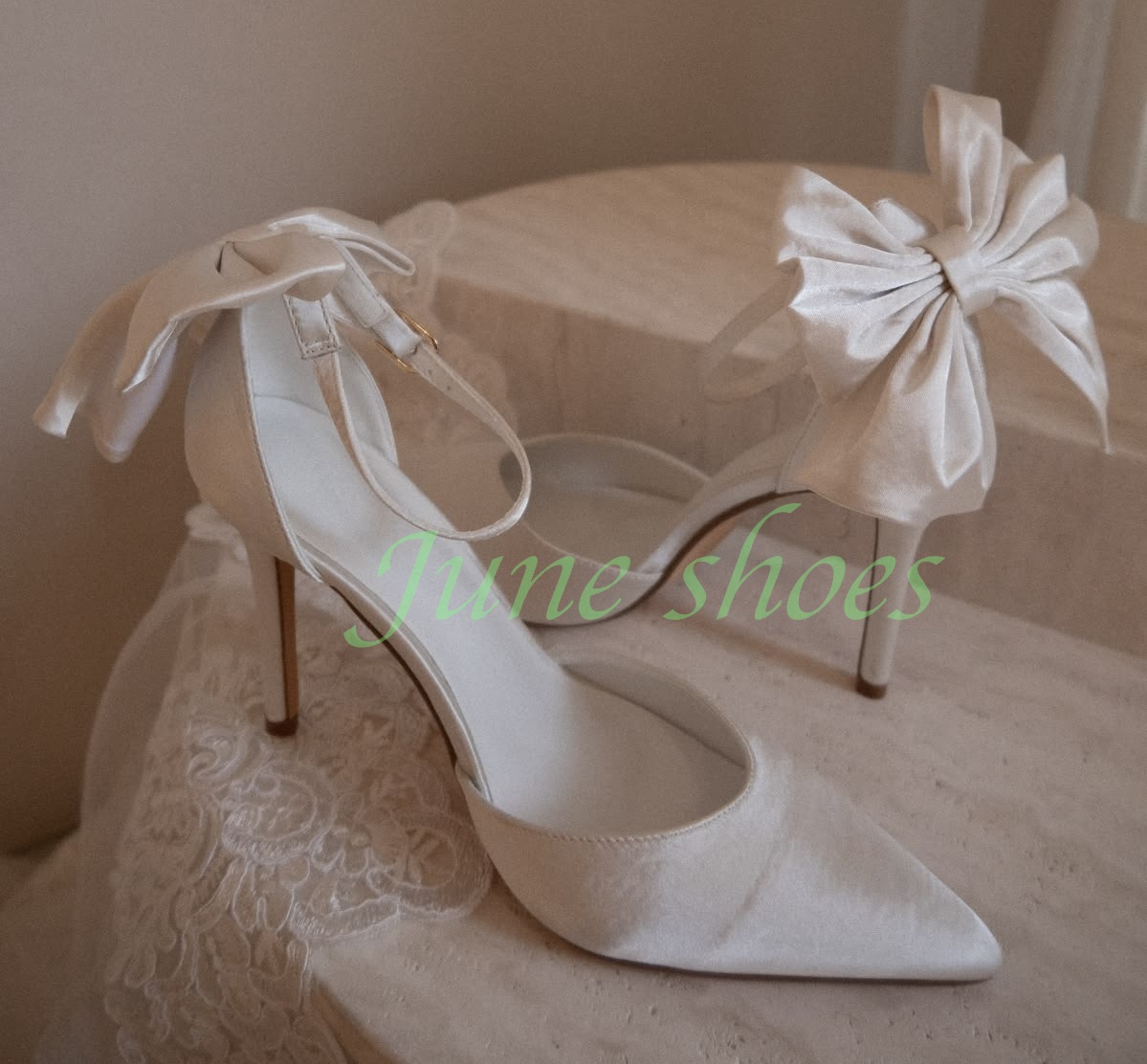 Slingback Heel Formal - Kadın Fildişi Saten Sivri Burun Ayak