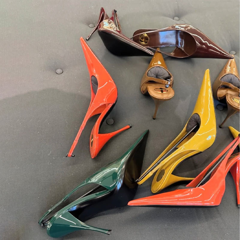 Zarif Nude Parlak Rugan Deri S - Slingback Heel Formal incelemesi ve fiyatı